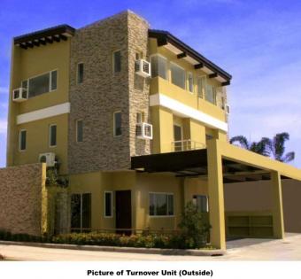 Sentosia CondoTownhouse Para�aque